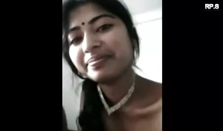 Roscata gemea deasupra unei Puli haine sexi