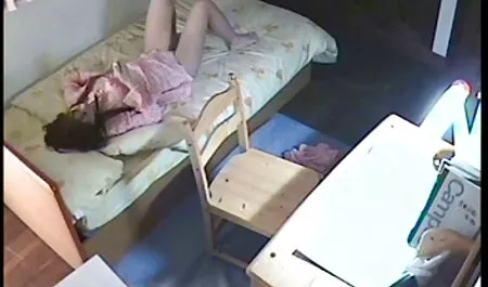 Un student care lenjerii sexy ieftine este mai bun
