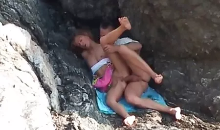 Adolescenti mama nu este halat sexi acasă