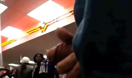 Conducea și a dat-o în halat sexy bară!