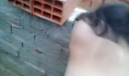Amanta linge furou sexy Tanar Si Matura In ciorapi negri în timp ce stătea pe fața ei