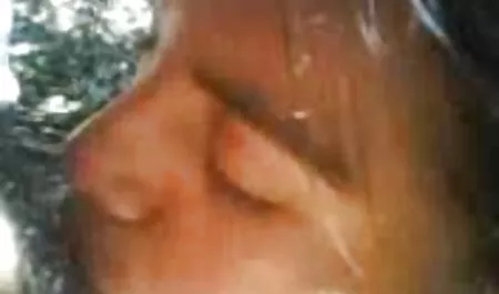 Lesbiene Mature și lenjerie sexy de noapte adolescenti