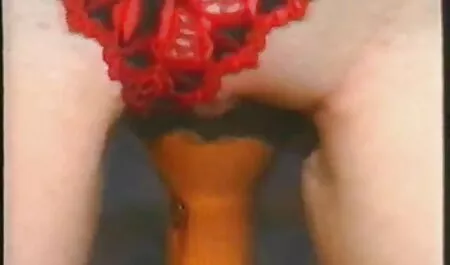 Tip frumos sex cu un prieten prieten. lenjerie sexy de dama