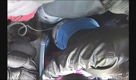 Am vrut să mă set lenjerie sexy masturbez și să iau cu o pula în fund.