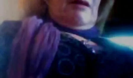Penis în lenjerie sexi rosie vagin de lux