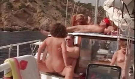 Două lenjerie sexi xxl atractive brunete in ambele gauri