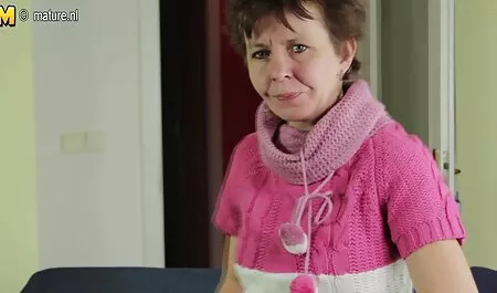 Blonda lenjerii sexi și alb abanos.